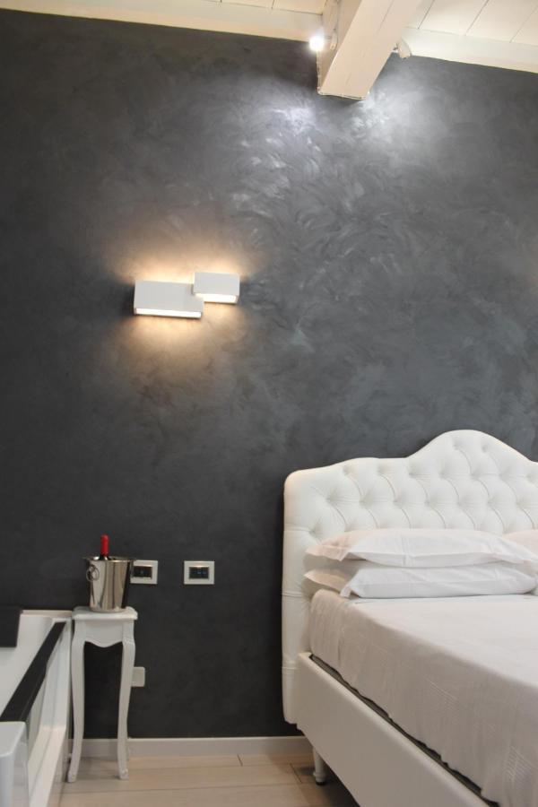 Appartamento Jacuzzi By Parmacentro *